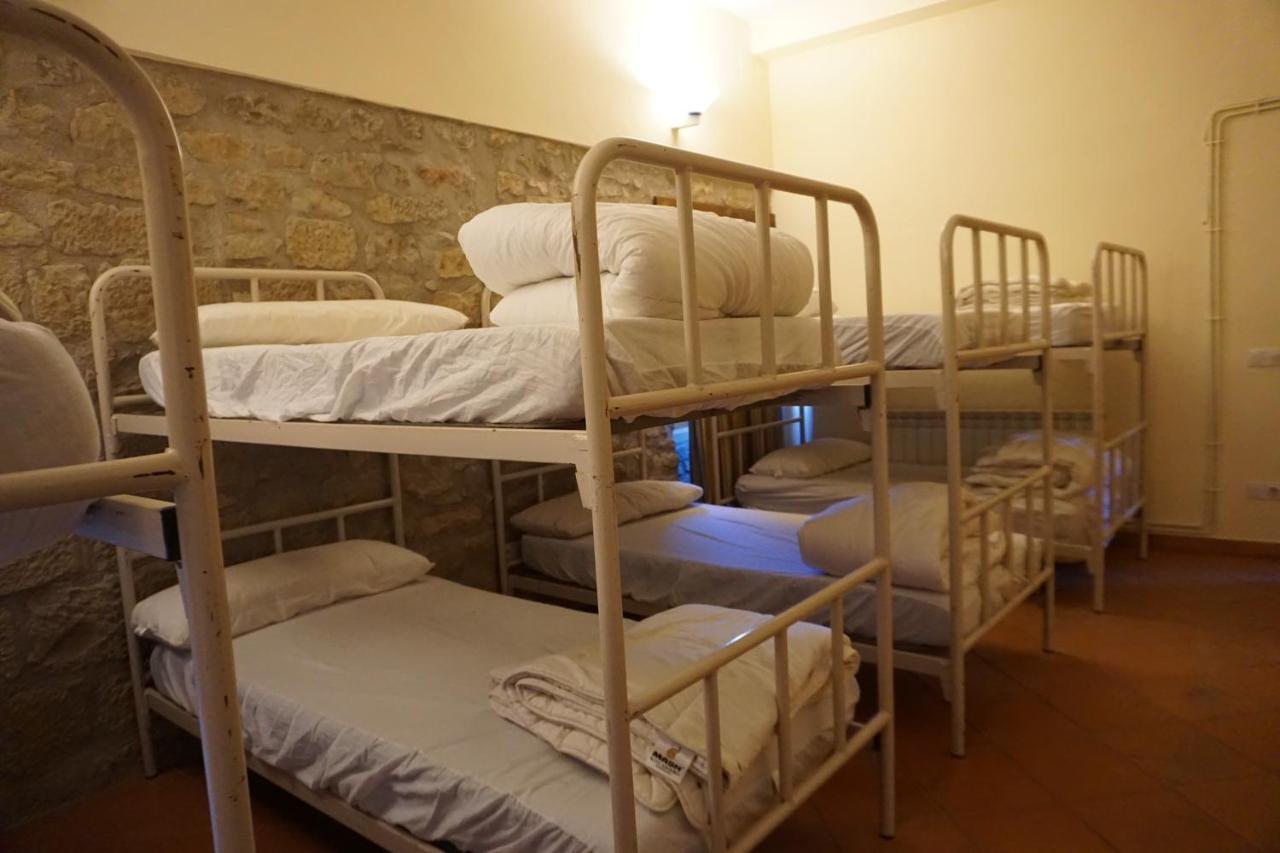 Albergue De Sos Del Rey Catolico Luaran gambar