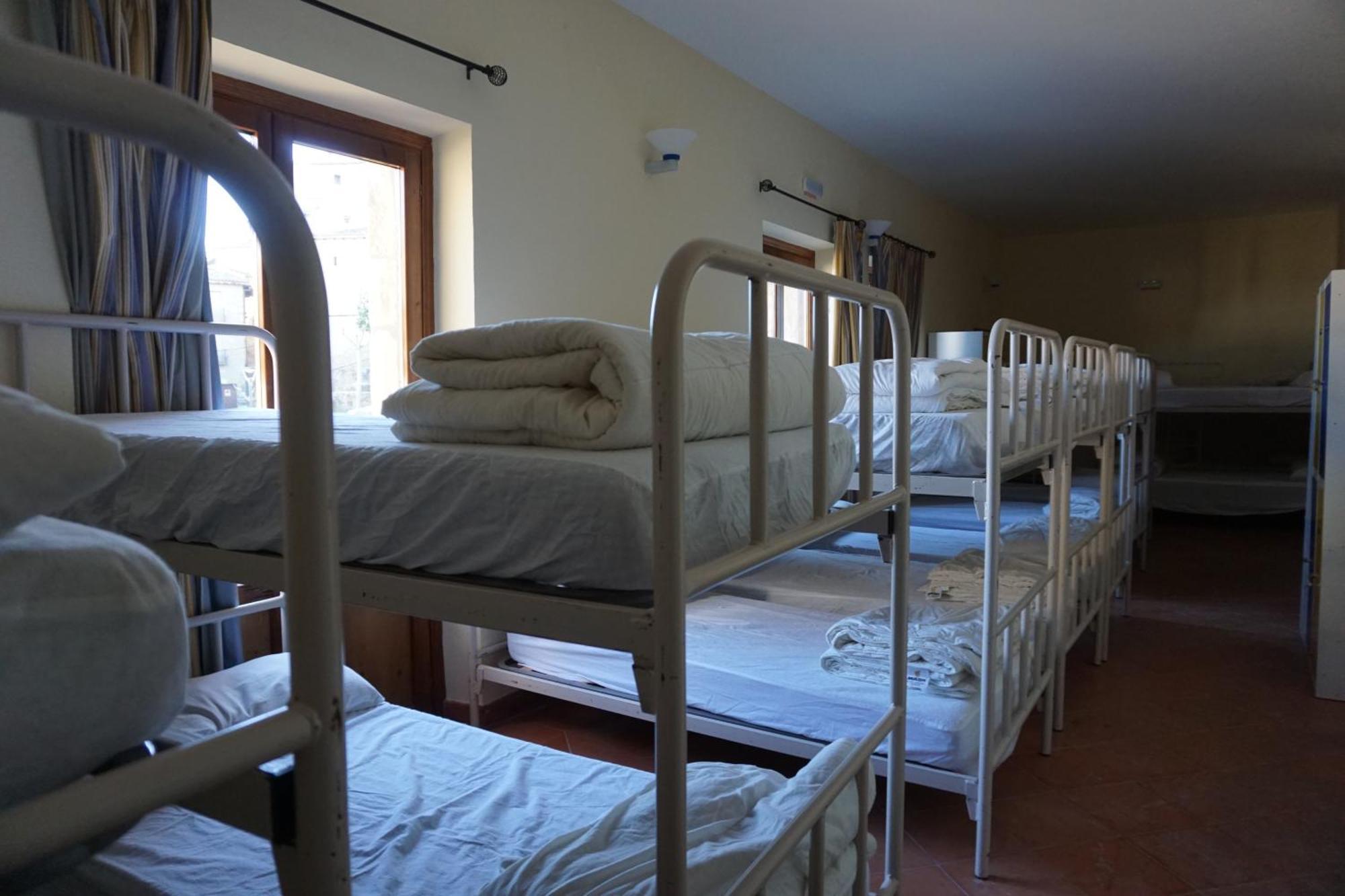 Albergue De Sos Del Rey Catolico Luaran gambar