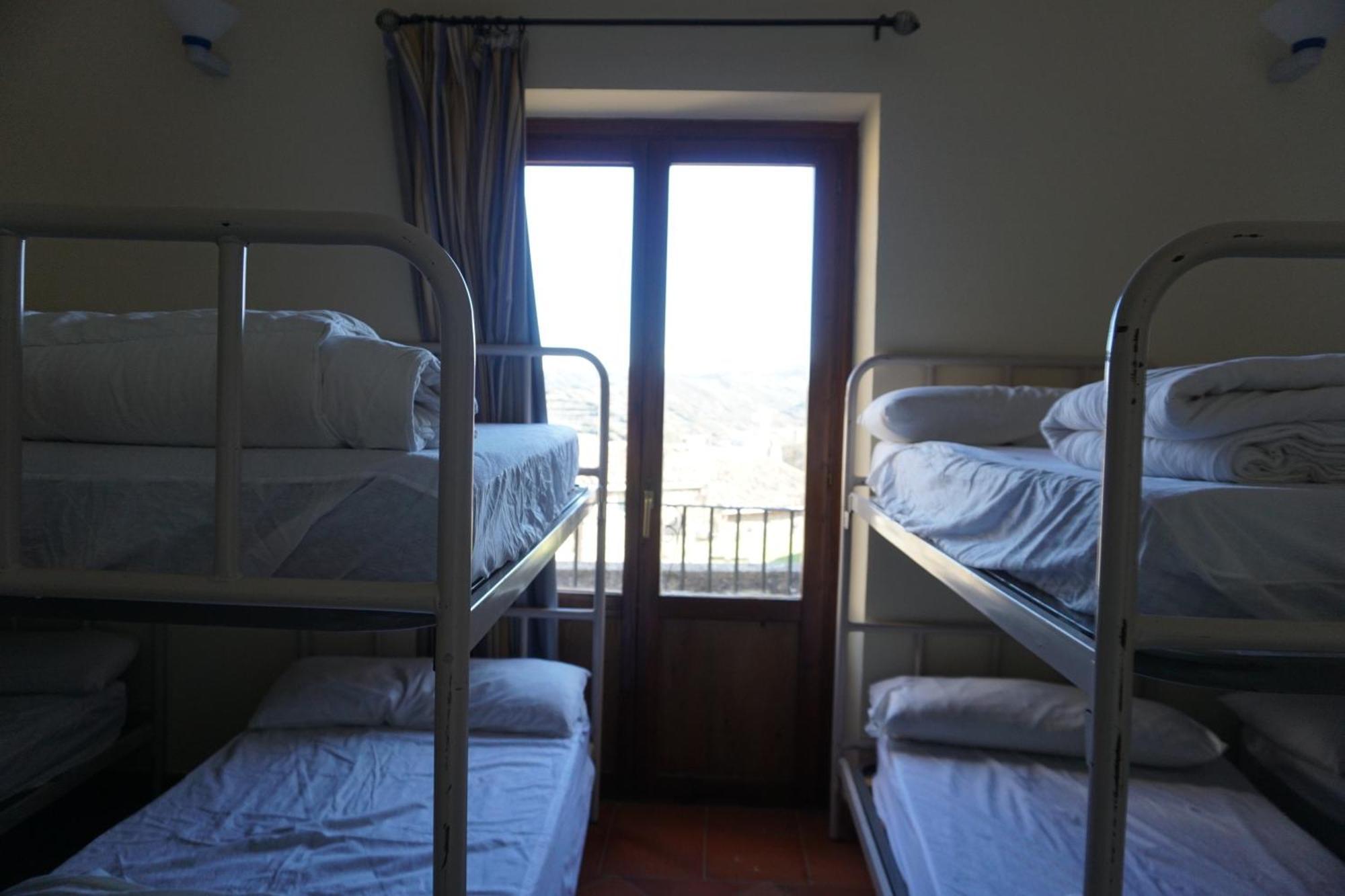 Albergue De Sos Del Rey Catolico Luaran gambar